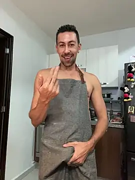 Snapshot of dantedesirexx chatting on 03/18/26, 09:51 dantedesirexx online show from 03/18/26, 09:51