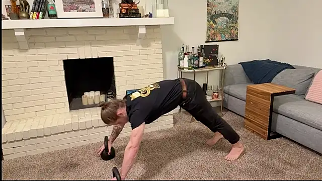 Snapshot of DaddydayDrinkzz chatting on 12/03/24, 07:43 DaddydayDrinkzz online show from 12/03/24, 07:43