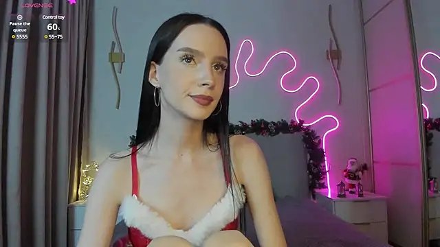 Snapshot of flora_off chatting on 12/20/24, 05:29 flora off online show from 12/20/24, 05:29