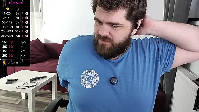 Snapshot of KingMarti chatting on 12/19/24, 11:50 KingMarti online show from 12/19/24, 11:50