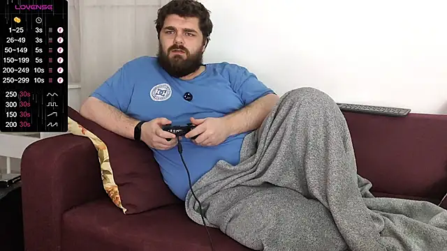 Snapshot of KingMarti chatting on 12/19/24, 09:17 KingMarti online show from 12/19/24, 09:17