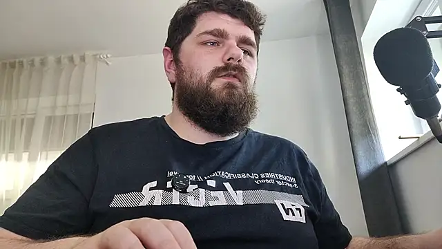 Snapshot of KingMarti chatting on 01/27/25, 11:43 KingMarti online show from 01/27/25, 11:43