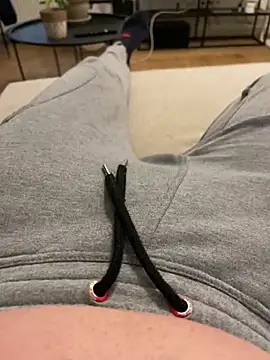 Snapshot of RSR_26689 chatting on 02/13/25, 02:20 RSR 26689 online show from 02/13/25, 02:20