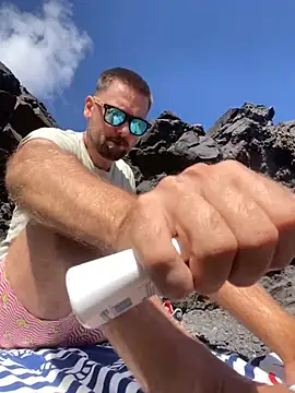 Snapshot of RSR_26689 chatting on 10/01/25, 10:21 RSR 26689 online show from 10/01/25, 10:21