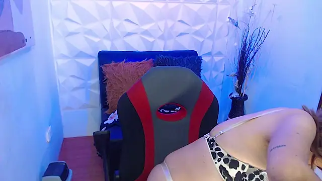 Diana serna online show from 01/30/25, 12:37