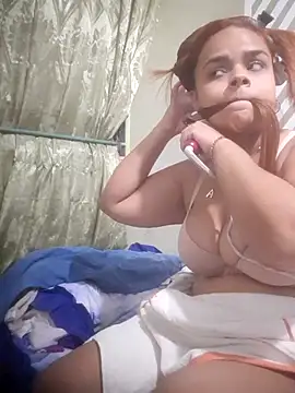 Snapshot of Evabigass chatting on 03/08/25, 05:33 Evabigass online show from 03/08/25, 05:33