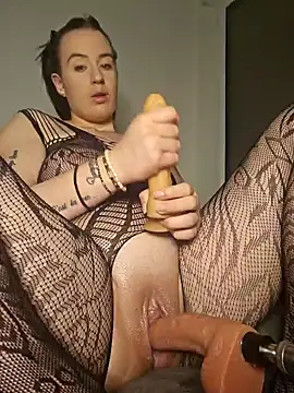 Snapshot of lindsay_33off chatting on 02/03/25, 09:19 lindsay 33off online show from 02/03/25, 09:19