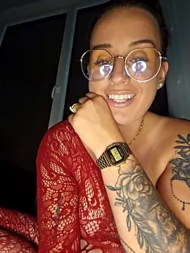 Snapshot of lindsay_33off chatting on 10/06/25, 08:39 lindsay 33off online show from 10/06/25, 08:39