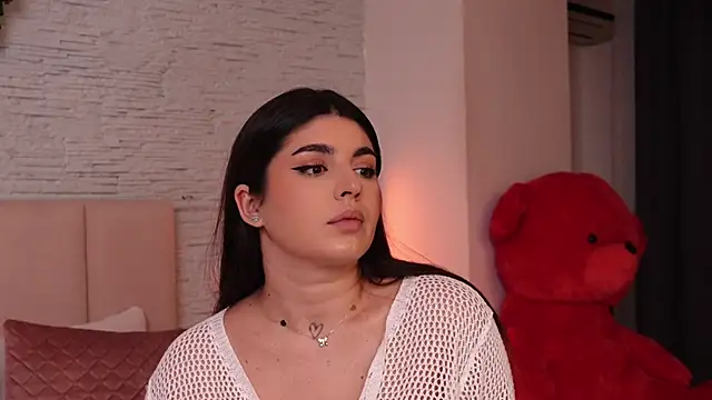 Snapshot of RachelSwaan chatting on 12/19/24, 12:56 RachelSwaan online show from 12/19/24, 12:56