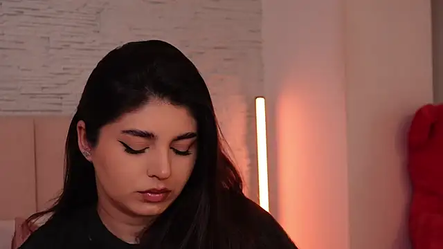 Snapshot of RachelSwaan chatting on 12/22/24, 11:44 RachelSwaan online show from 12/22/24, 11:44