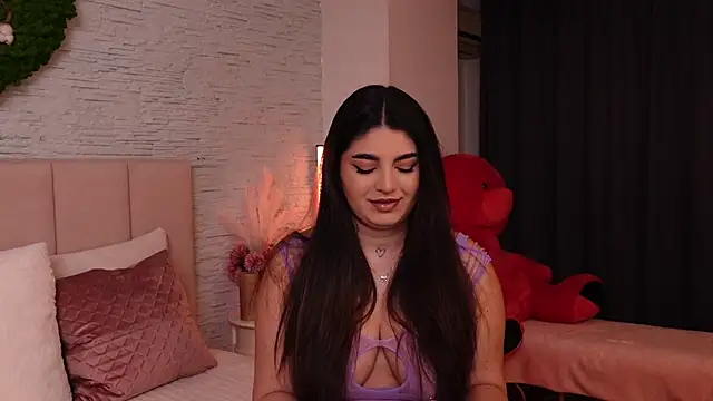 Snapshot of RachelSwaan chatting on 12/27/24, 09:50 RachelSwaan online show from 12/27/24, 09:50