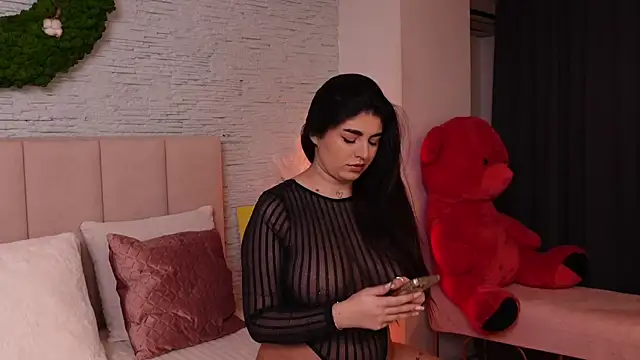 Snapshot of RachelSwaan chatting on 01/21/25, 07:04 RachelSwaan online show from 01/21/25, 07:04