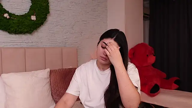 Snapshot of RachelSwaan chatting on 01/26/25, 04:51 RachelSwaan online show from 01/26/25, 04:51