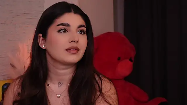 Snapshot of RachelSwaan chatting on 02/07/25, 05:20 RachelSwaan online show from 02/07/25, 05:20