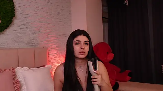 Snapshot of RachelSwaan chatting on 03/01/25, 04:47 RachelSwaan online show from 03/01/25, 04:47