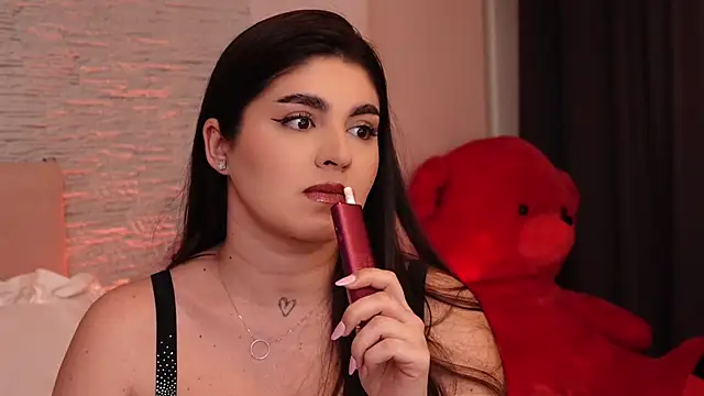 Snapshot of RachelSwaan chatting on 03/11/25, 10:51 RachelSwaan online show from 03/11/25, 10:51