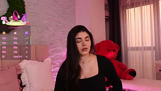 Snapshot of RachelSwaan chatting on 03/20/25, 04:40 RachelSwaan online show from 03/20/25, 04:40