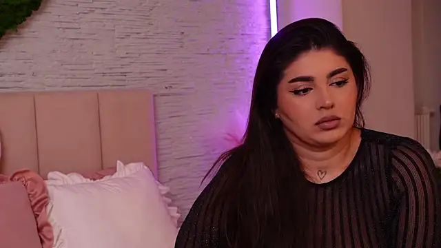 Snapshot of RachelSwaan chatting on 10/10/25, 05:06 RachelSwaan online show from 10/10/25, 05:06