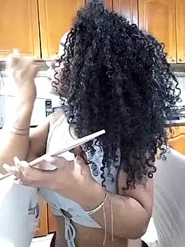 evafoxs online show from 12/28/24, 04:41