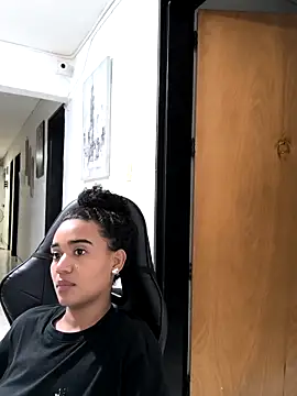 evafoxs online show from 11/05/25, 04:01