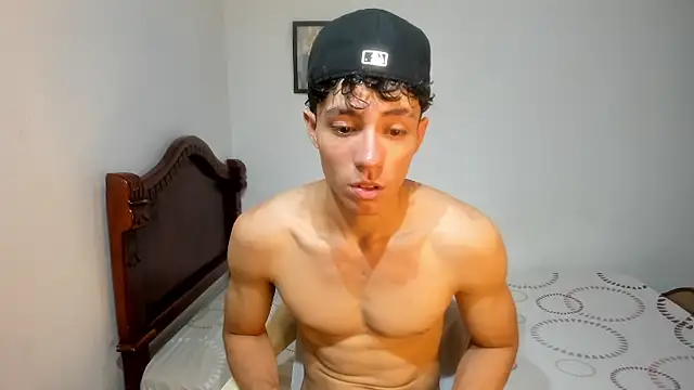 Snapshot of enzo_sloran chatting on 09/11/25, 04:18 enzo sloran online show from 09/11/25, 04:18