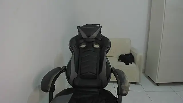 Snapshot of enzo_sloran chatting on 03/13/26, 03:29 enzo sloran online show from 03/13/26, 03:29