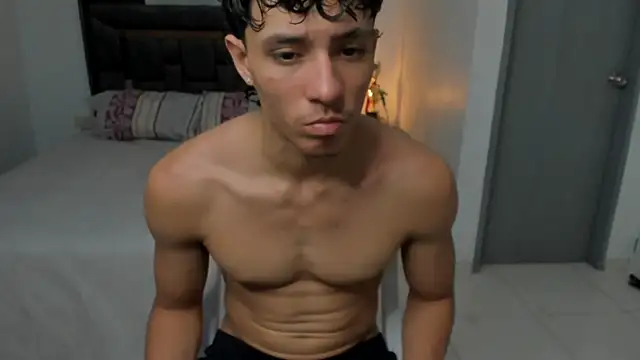 Snapshot of enzo_sloran chatting on 04/05/26, 07:22 enzo sloran online show from 04/05/26, 07:22