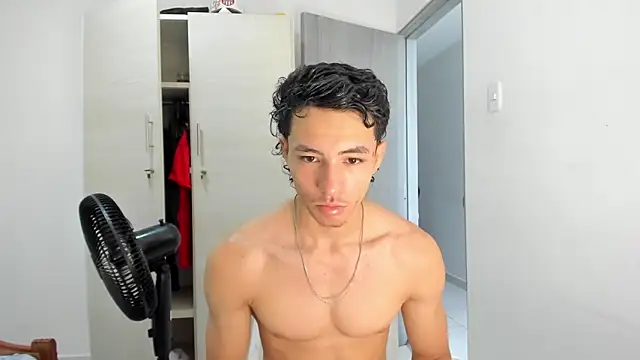 enzo sloran online show from 05/26/26, 03:19