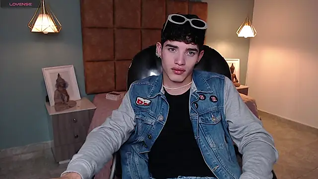 AlejooTwink online show from 01/25/25, 08:42