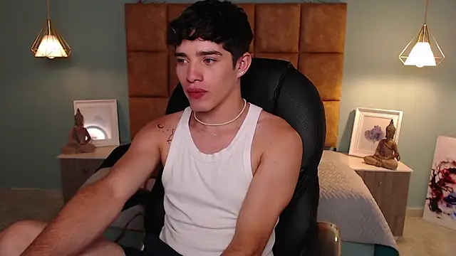 AlejooTwink online show from 02/28/25, 09:44