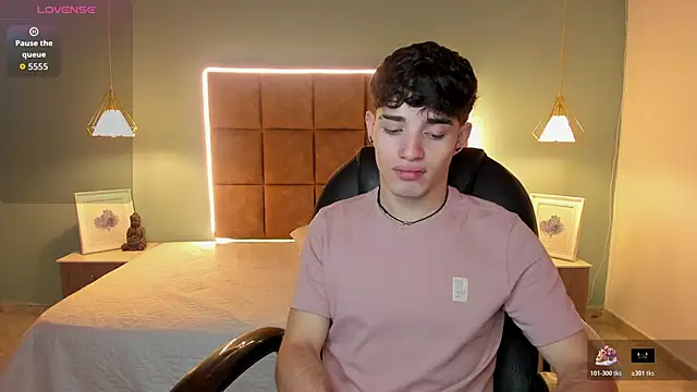 AlejooTwink online show from 11/22/25, 12:42