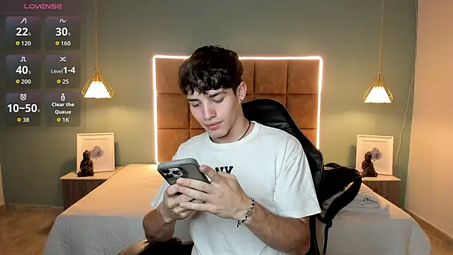AlejooTwink online show from 05/08/26, 03:45