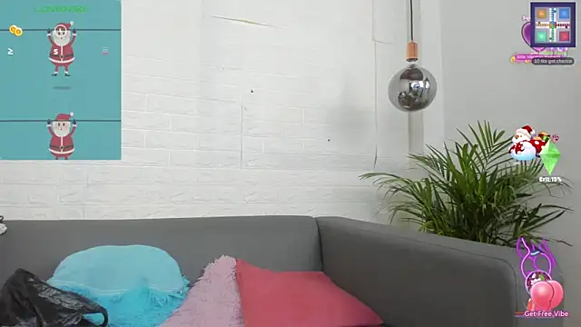 Layla 707 online show from 12/30/24, 01:58