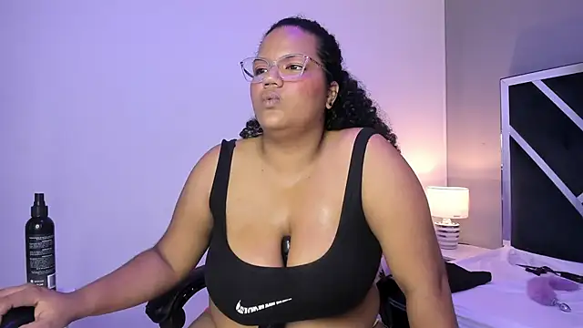 MhiaRey online show from 01/21/25, 01:43