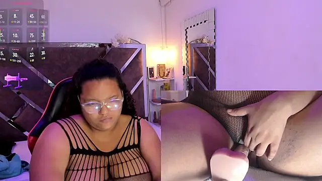 MhiaRey online show from 10/15/25, 01:00