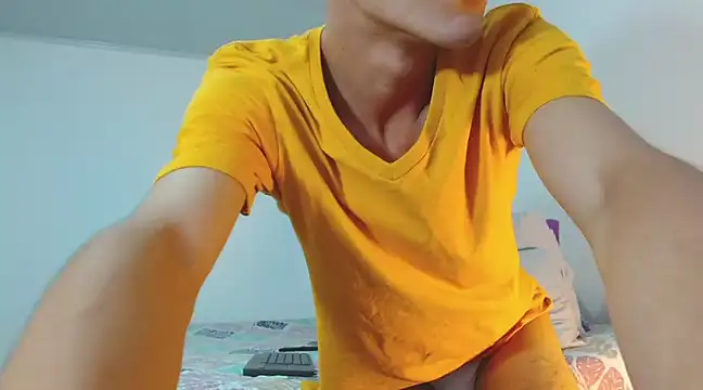 Snapshot of Noah_tyler_ chatting on 12/04/24, 07:12 Noah tyler online show from 12/04/24, 07:12