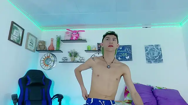 Snapshot of Noah_tyler_ chatting on 02/11/26, 07:52 Noah tyler online show from 02/11/26, 07:52