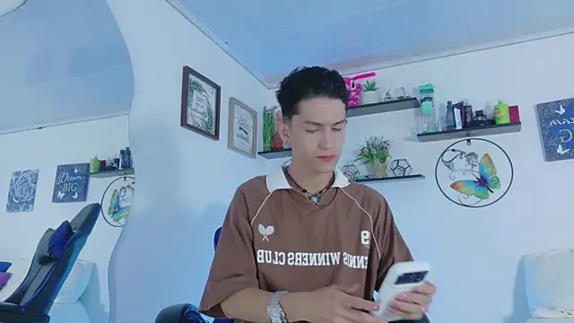Snapshot of Noah_tyler_ chatting on 06/05/26, 07:52 Noah tyler online show from 06/05/26, 07:52