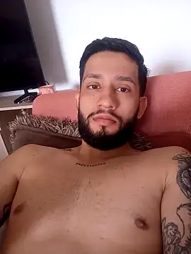 Snapshot of maxXximo777 chatting on 01/03/25, 06:46 maxXximo777 online show from 01/03/25, 06:46