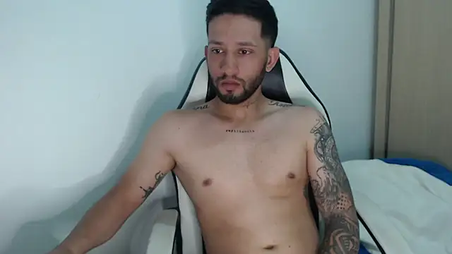 Snapshot of maxXximo777 chatting on 02/26/25, 05:50 maxXximo777 online show from 02/26/25, 05:50