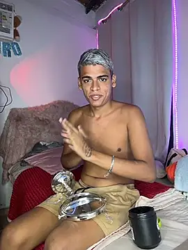 Leo bunny hot online show from 04/24/26, 10:45