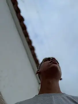 Leo bunny hot online show from 04/25/26, 09:12