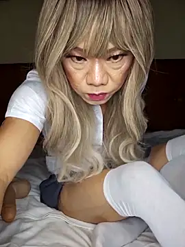 Reneta Rebekka Lopez online show from 03/09/25, 12:21