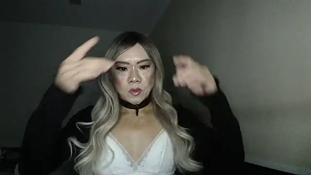 Reneta Rebekka Lopez online show from 03/21/25, 10:39