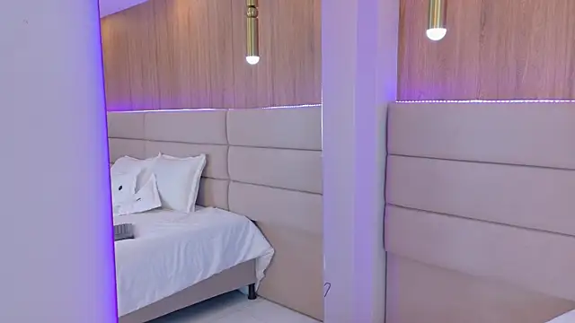 AnabelleRay online show from 12/16/25, 08:03