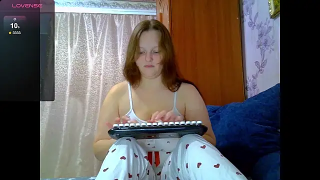 Aria  Dark online show from 09/12/25, 08:53