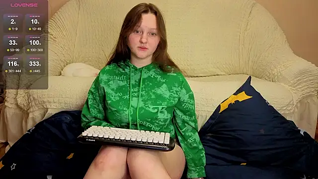 Snapshot of Aria__Dark chatting on 03/07/26, 08:39 Aria Dark online show from 03/07/26, 08:39