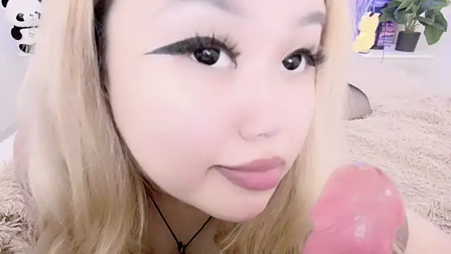 amelia sunlight online show from 03/17/25, 04:19