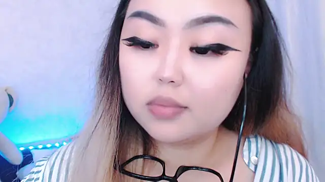 Snapshot of amelia_sunlight chatting on 06/09/26, 03:56 amelia sunlight online show from 06/09/26, 03:56