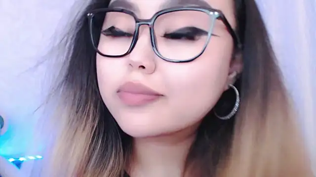 Snapshot of amelia_sunlight chatting on 06/11/26, 03:21 amelia sunlight online show from 06/11/26, 03:21